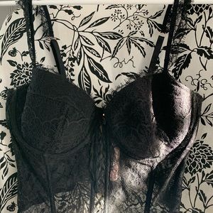 Victoria’s Secret black lace bustier size XL